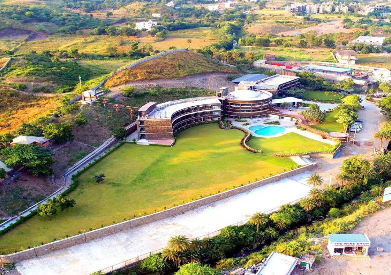Seasons Park Resort Udaipur Exterior photo